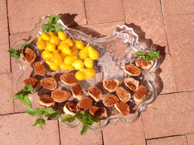 Heirloom Bean Roll-up Appetizers and yellow pear tomatoes in chicken hors d'oeuvre tray (MABurgess photo)