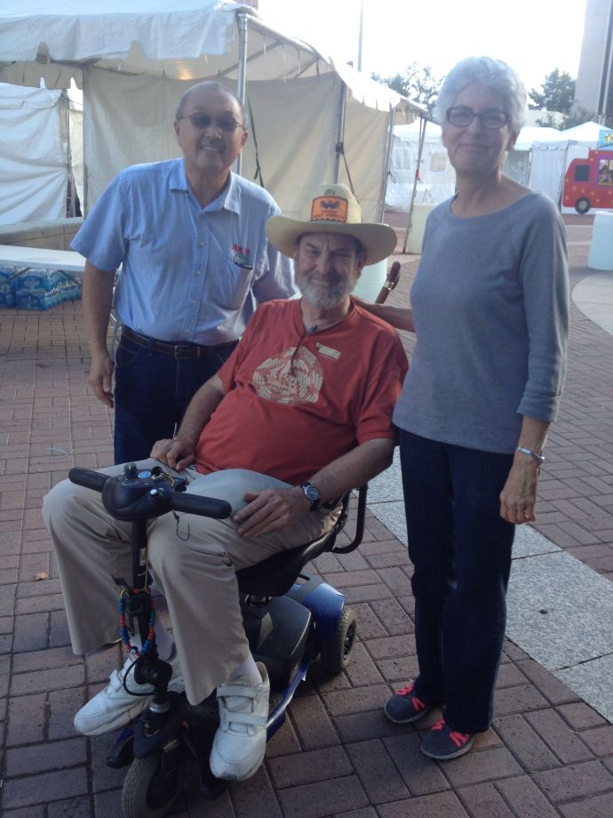 Organic Wheat Farmer Ron Wong, Big Jim Griffith, and Karen Dotson of BKWFarms at Tucson Meet Yourself 2014 (MABphoto)