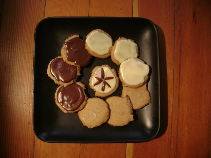 Mesquite Ginger Cookies in simple form.